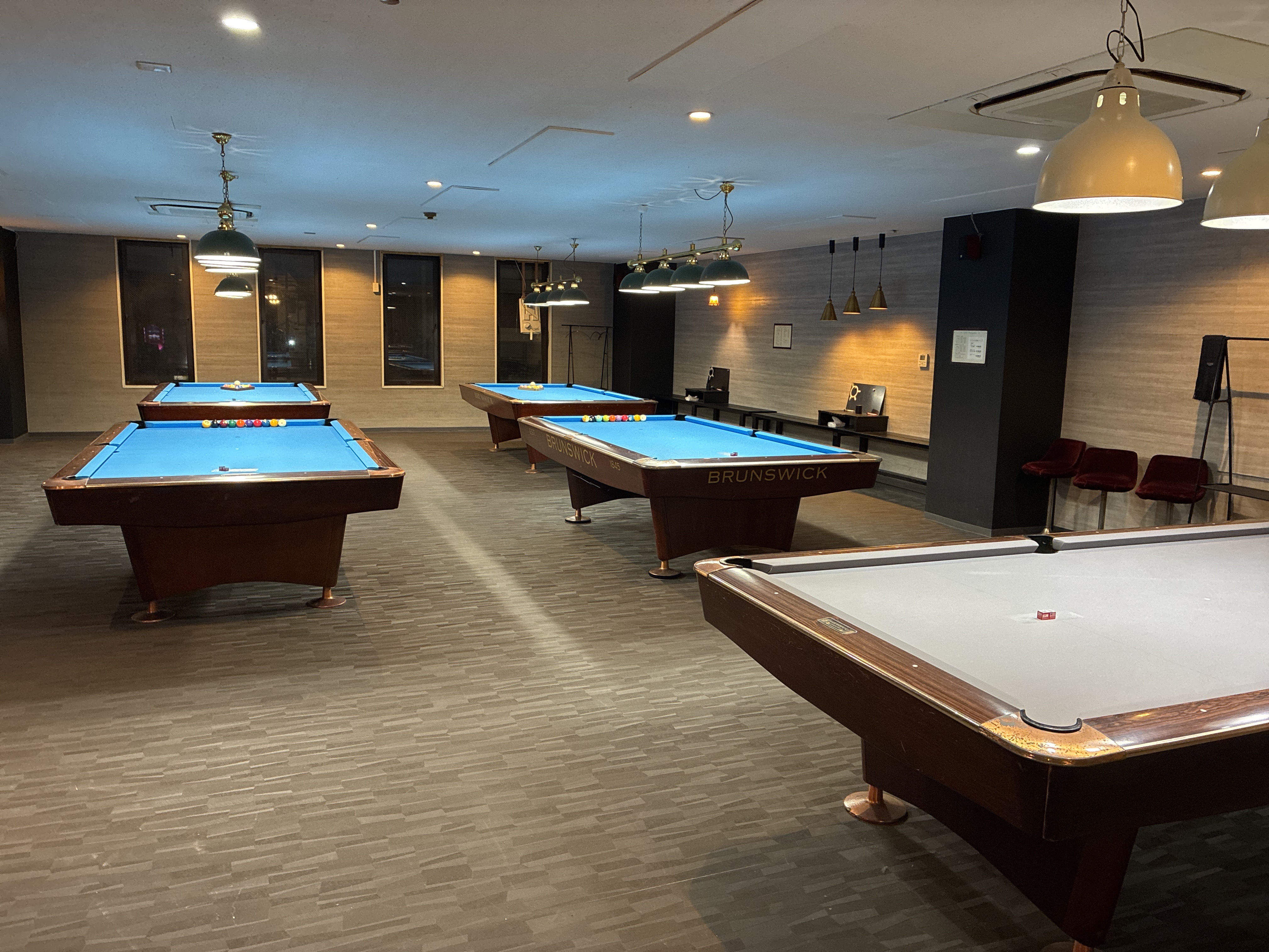ビリヤード ＆ ダーツ COZY HONTEN(大阪府) ビリヤード場ガイド
